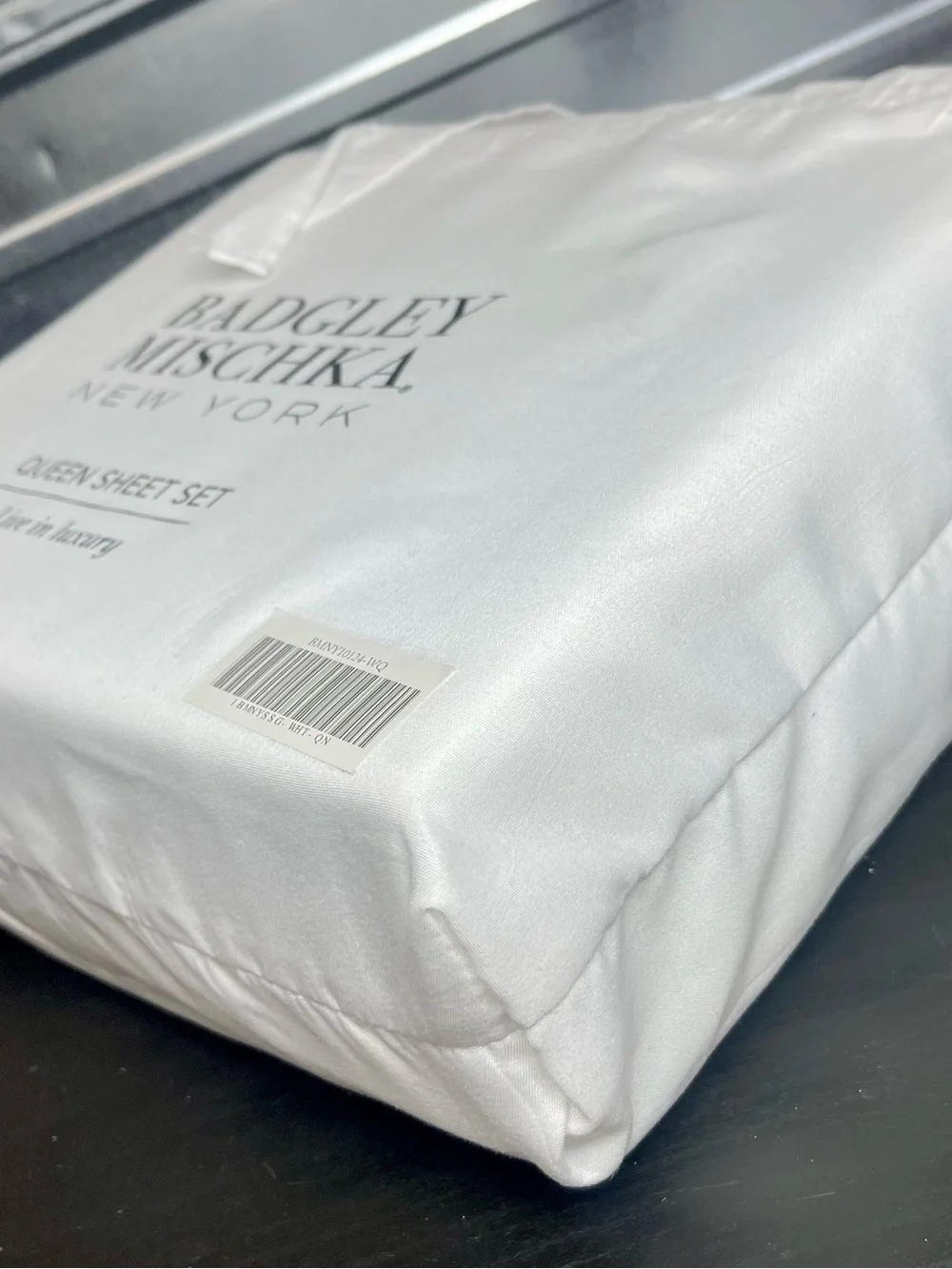 Badgley Mischka New York Queen Luxury White Sheet Set NEW BMNY10124-WQ NWT